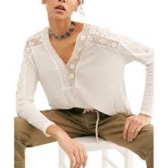 Free People Lola Lace Tee.  NWOT size XS. - Picture 2 of 8
